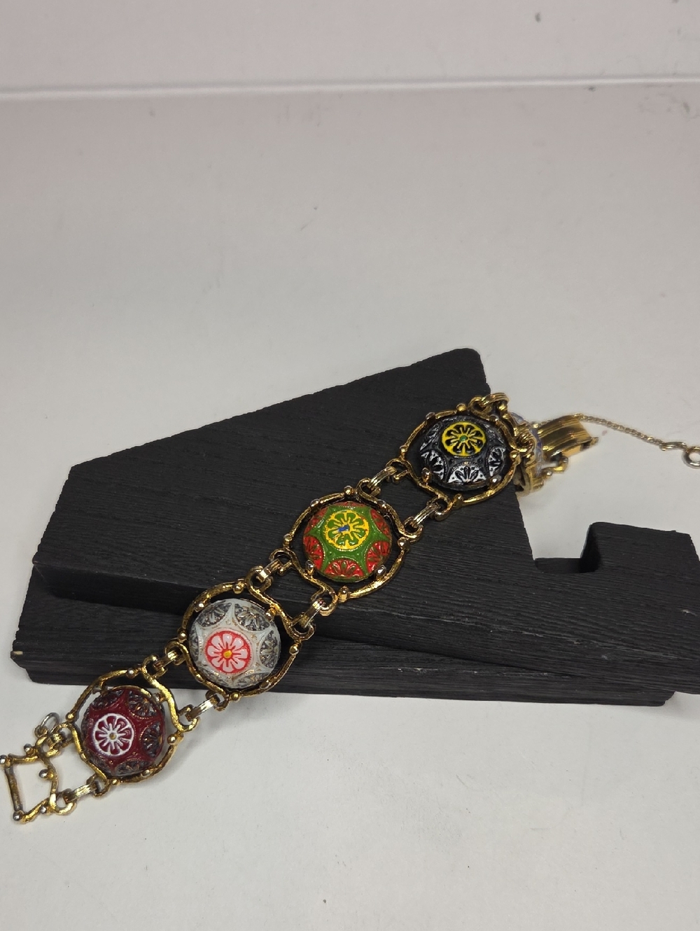 Vintage Juliana DE Celebrity Morrocan Glass Gold-Tone Link Bracelet - 7"